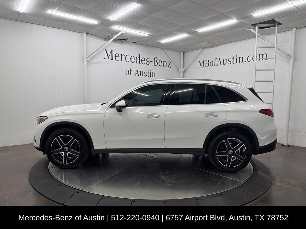 Certified Used 2026 White Mercedes-Benz GLC 300 image 4