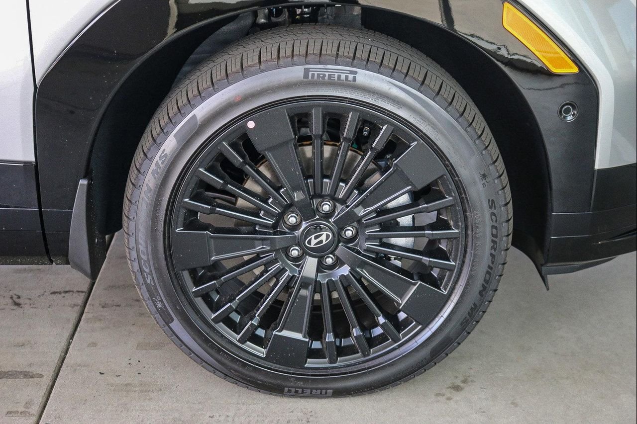 New 2026 Silver Hyundai Calligraphy image 11