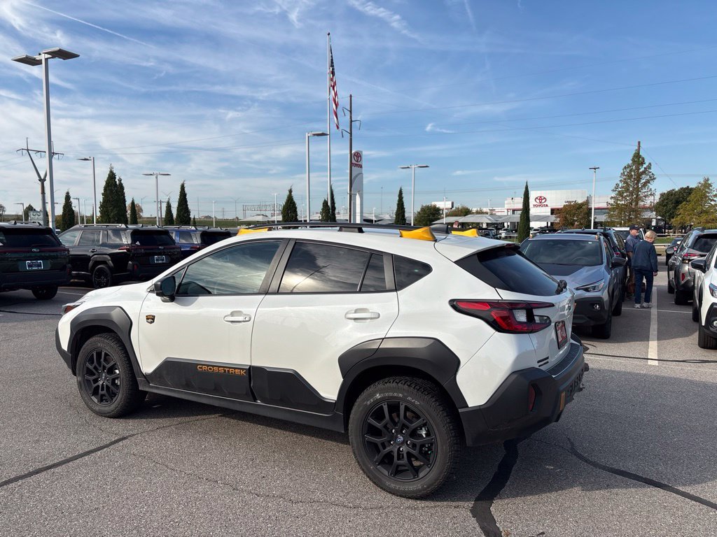 Used 2025 White Subaru Wilderness image 5