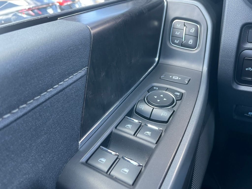Used 2023 Black Ford Lariat image 26