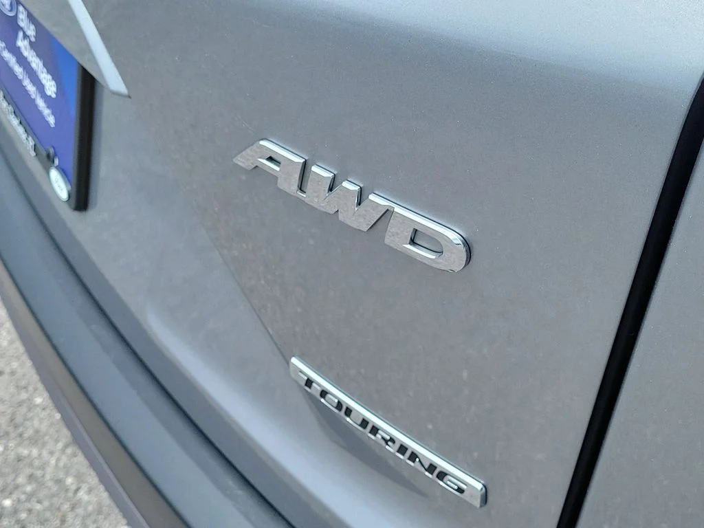Certified Used 2022  Honda Touring image 10