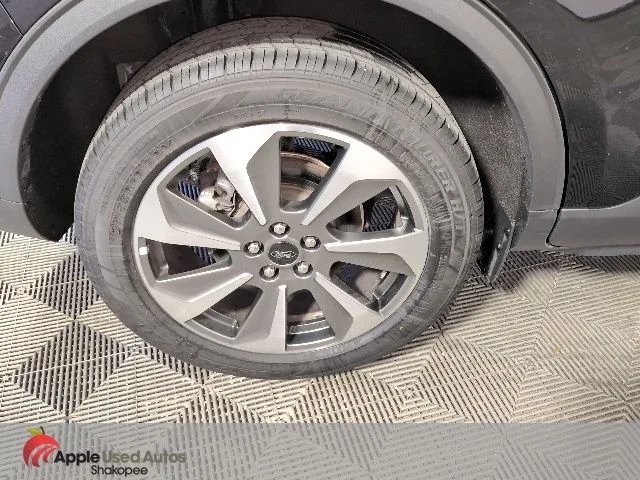 Used 2024 Black Ford Platinum image 47