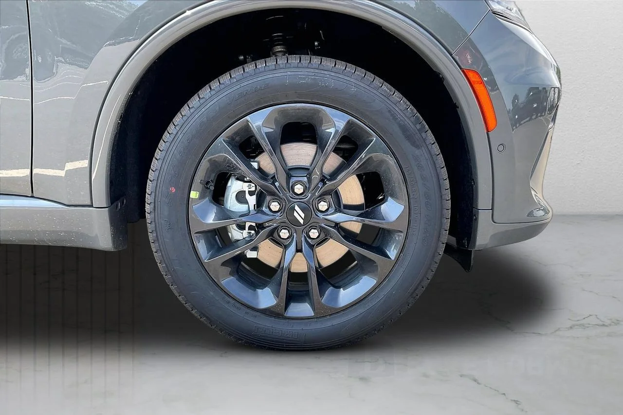 New 2026 Destroyer Gray Clear-Coat Exterior Paint Dodge GT Plus image 35