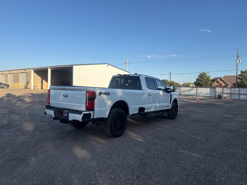 New 2027 White Ford Lariat image 7