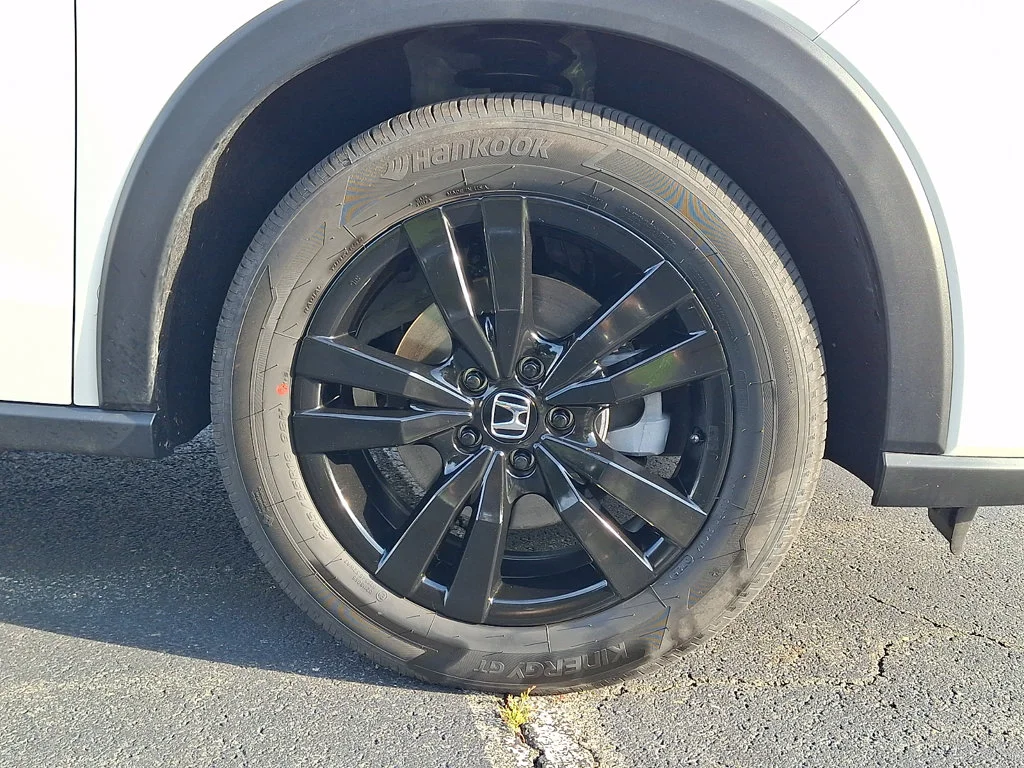 2026 Honda HR-V Sport - Photo 8