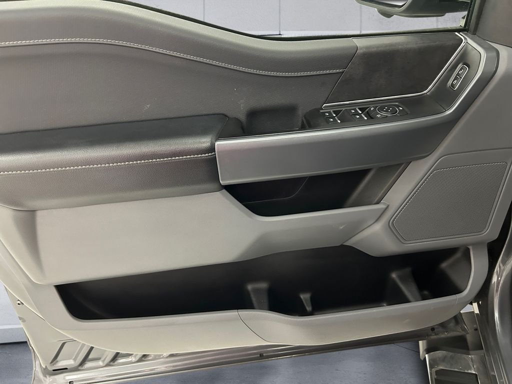 Used 2024 Gray Ford XLT image 12
