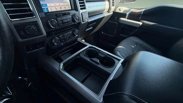 Used 2017 Blue Ford Lariat image 15