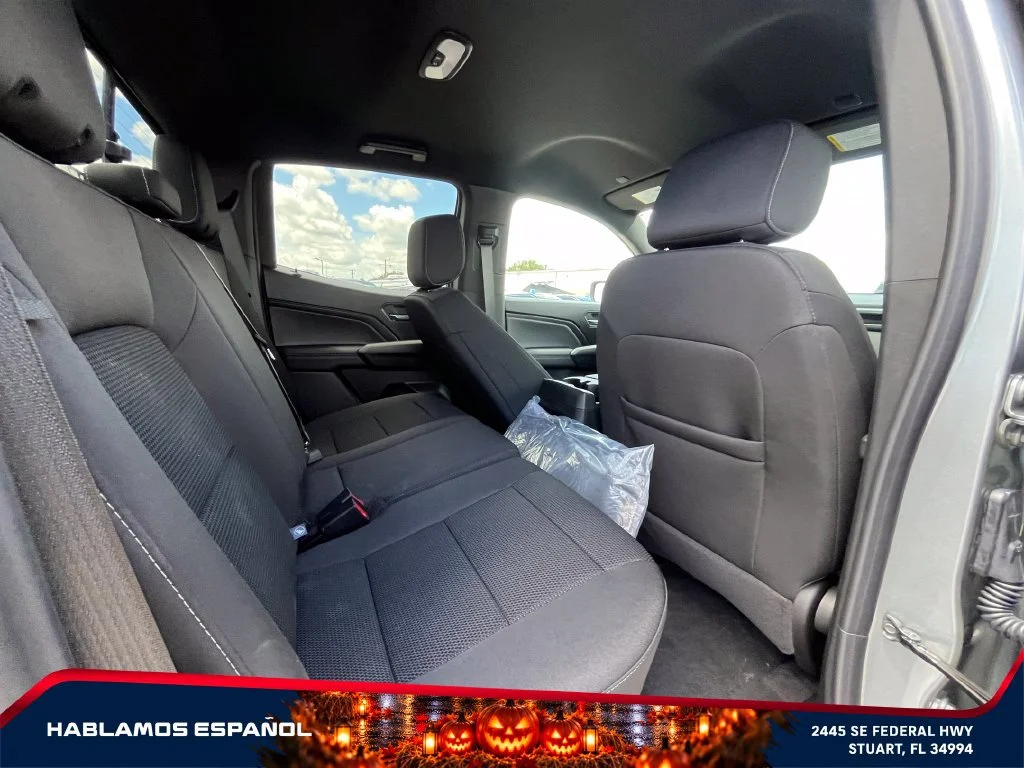 New 2026 Sterling Metallic GMC Elevation image 18