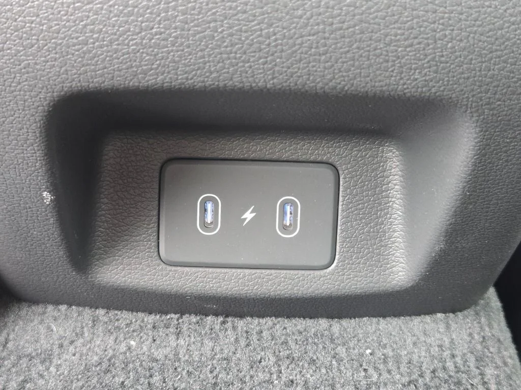 Used 2026 White Hyundai SEL Sport image 14