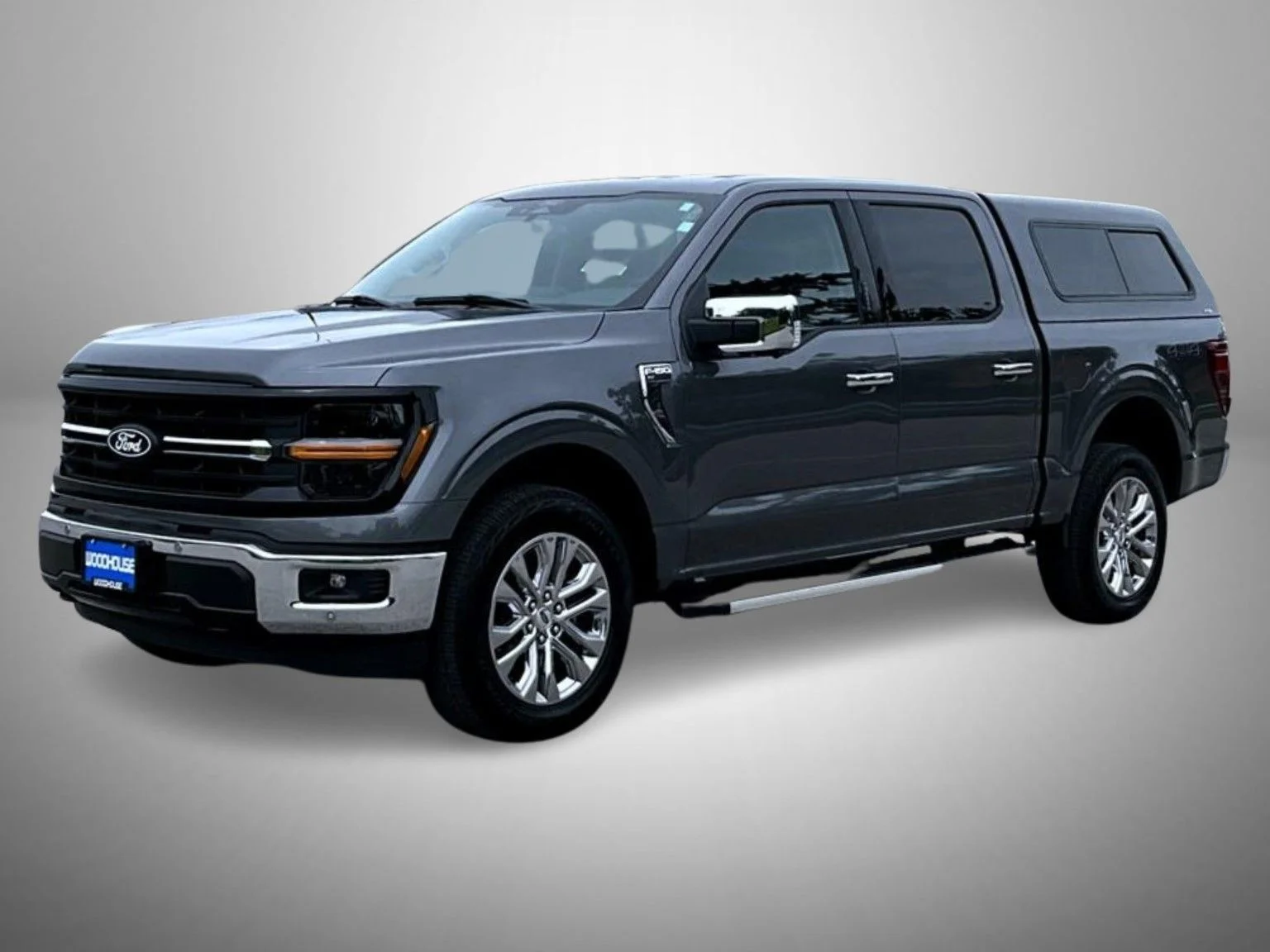 Used 2024 Gray Ford XLT image 1