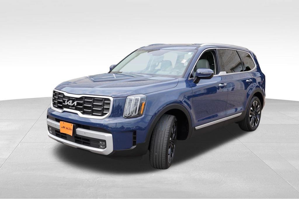 Used 2024 Midnight Lake Blue Kia SX image 11