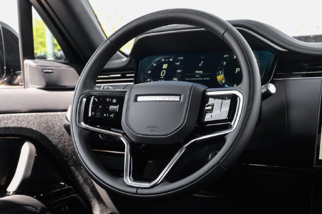 New 2027 Charente Grey Land Rover SE image 20