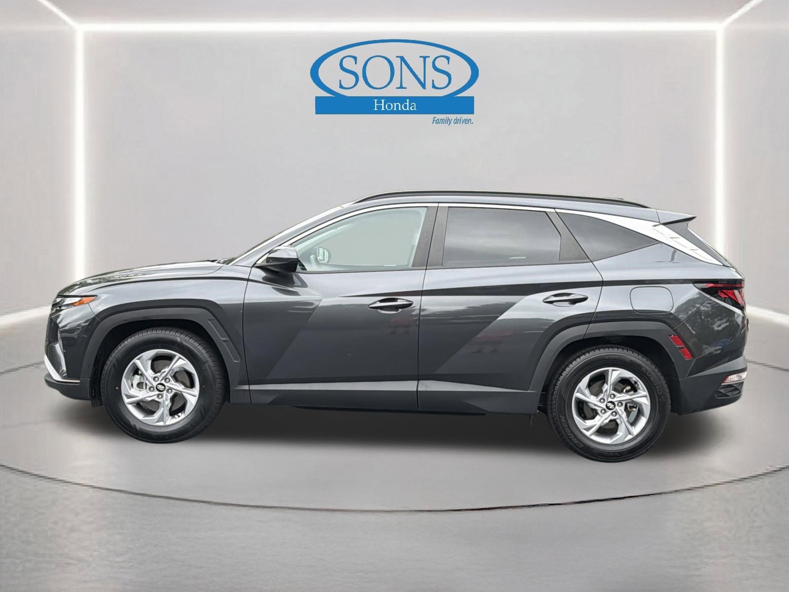 Used 2024 Dark Gray Metallic Hyundai SEL image 20