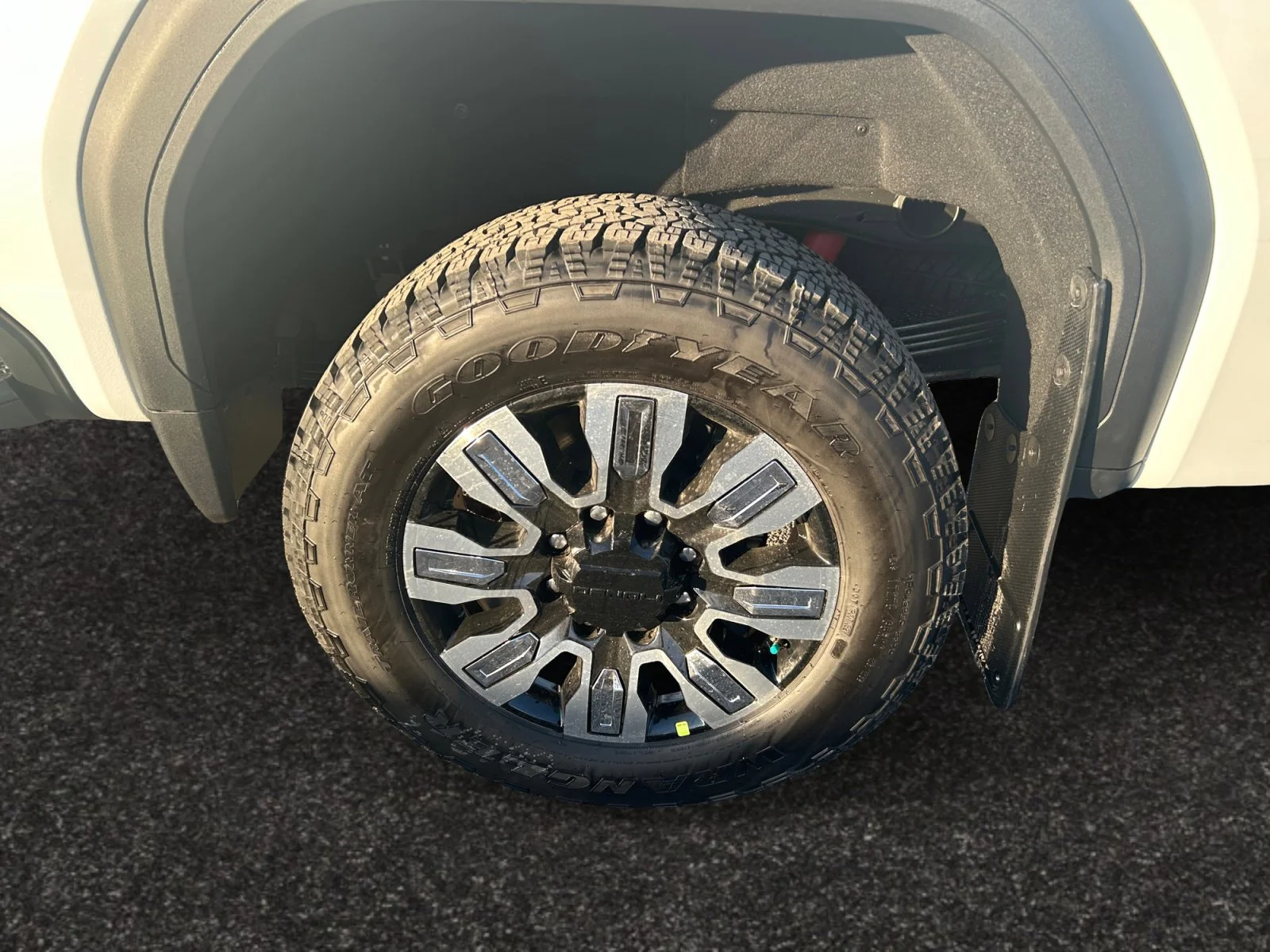 New 2026 Glacier White Tricoat GMC Denali image 9