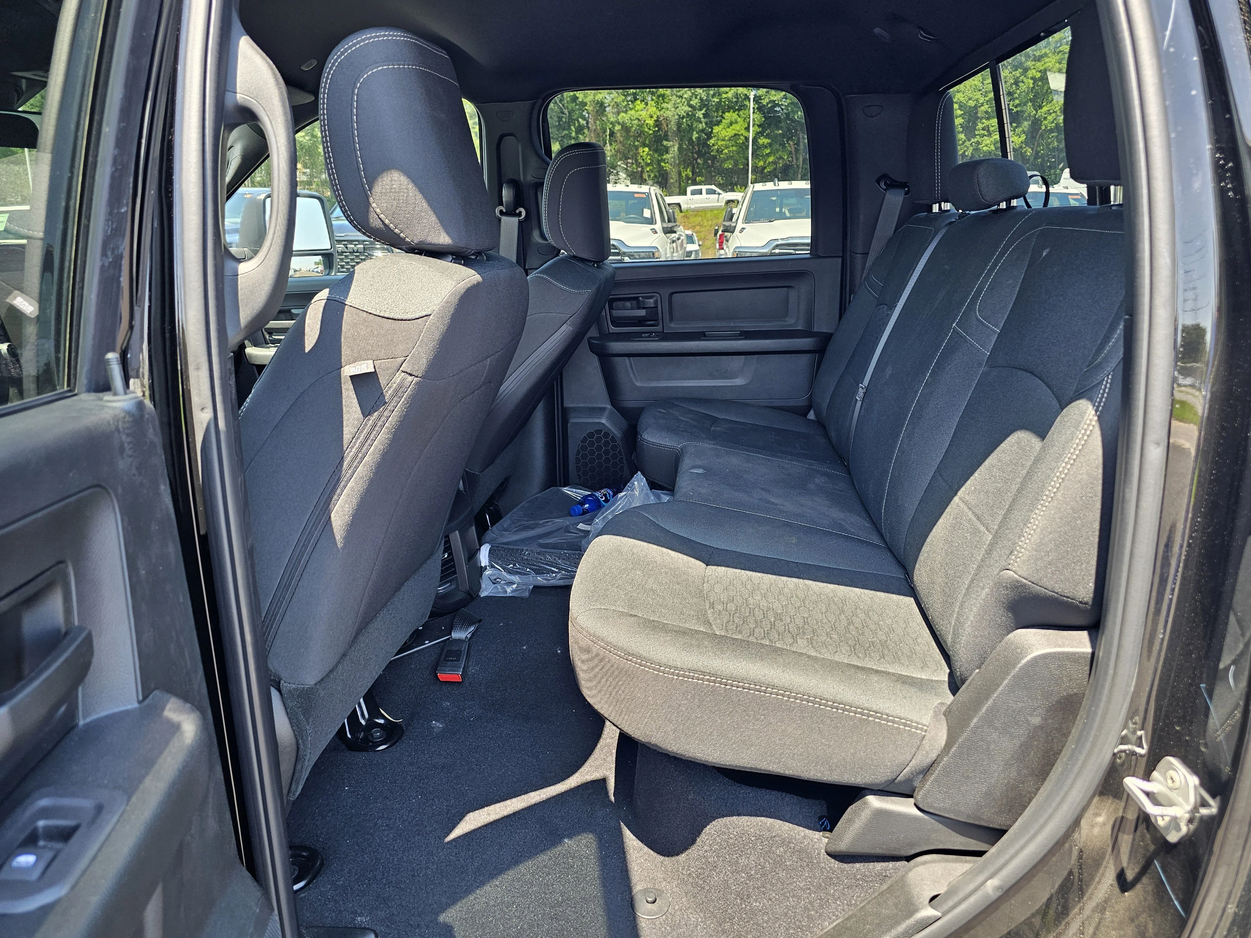2025 RAM 2500 Tradesman - Photo 32