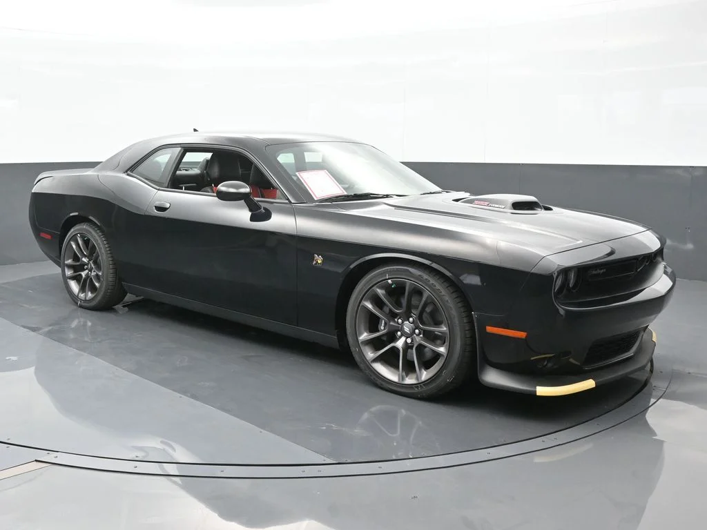Used 2022 Pitch Black Clearcoat Dodge R/T Scat Pack image 7