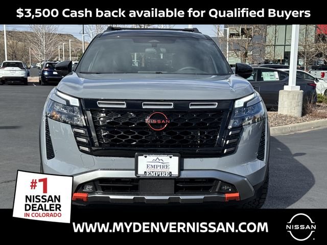 New 2026 Boulder Gray Pearl / Super Black Two-tone Nissan Rock Creek image 6