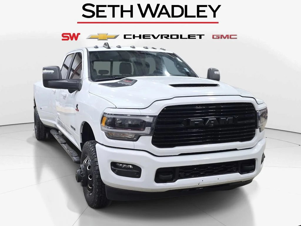 2024 RAM 3500 Laramie 4X4 Crew Cab LWB's photo