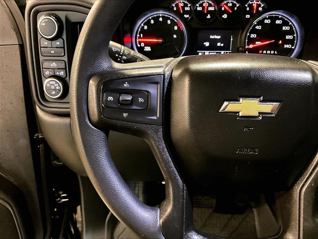 Used 2022 Black Chevrolet Custom image 23