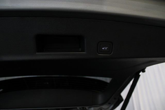 2026 GMC Acadia Elevation - Photo 8