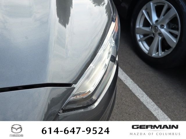 Used 2019 Gray Ford SE image 12