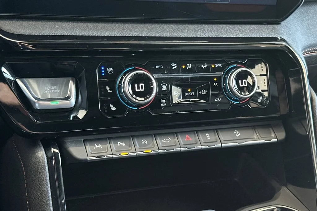 2025 GMC Sierra 1500 AT4 - Photo 20