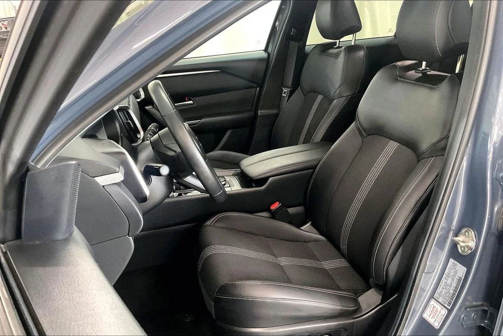 Used 2025 Gray Mazda 2.5 S Preferred Package image 24