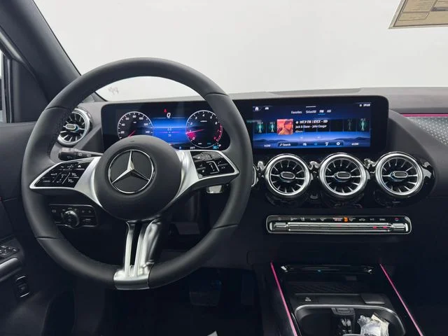 New 2026  Mercedes-Benz GLA 250 image 3