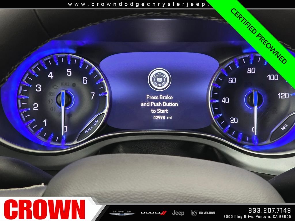 Used 2026 Silver Chrysler Limited image 25