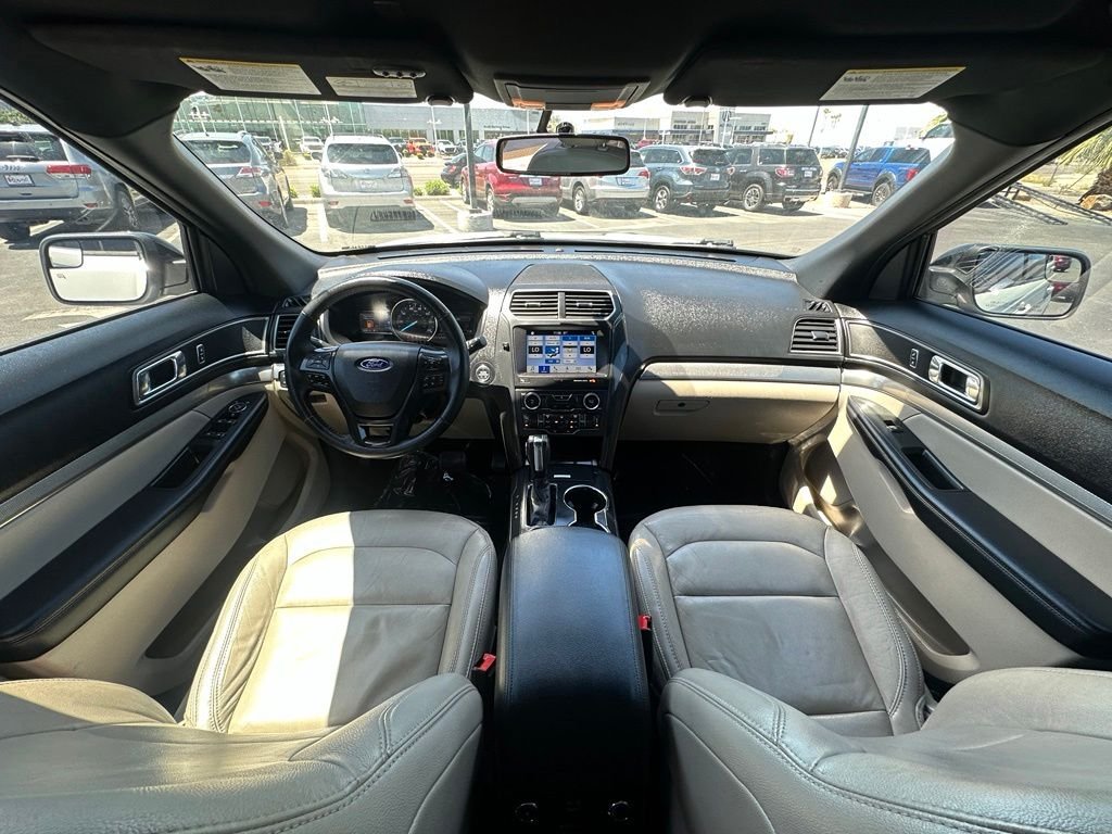 Used 2018 White Ford XLT image 15