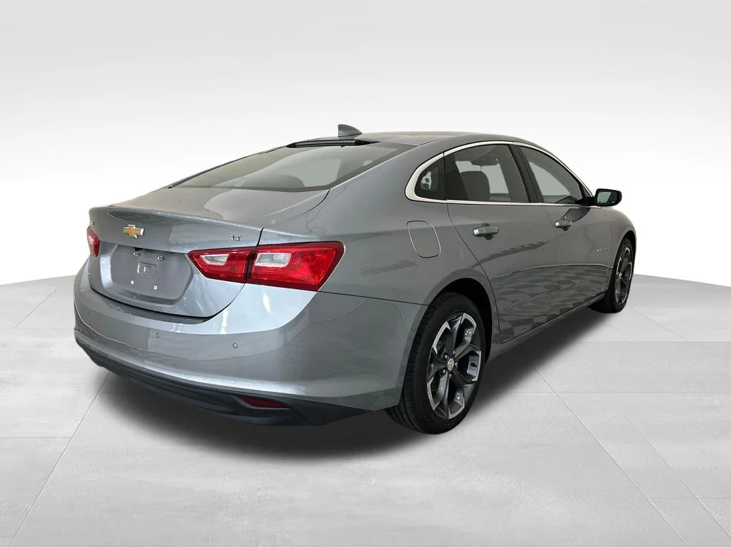 Used 2024 Gray Chevrolet LT image 5