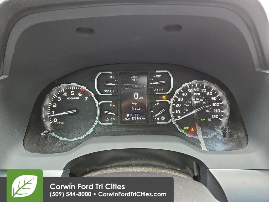 Used 2018 Magnetic Gray Metallic Toyota Platinum image 17