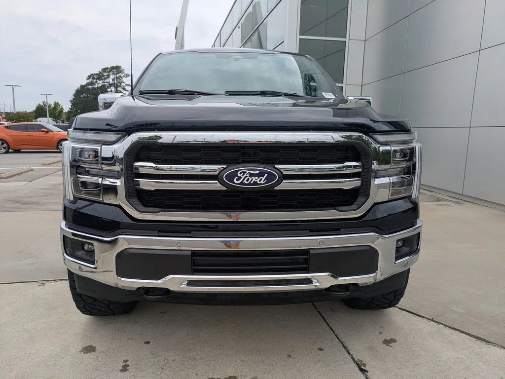 New 2026 Antimatter Blue Metallic Ford Lariat image 4