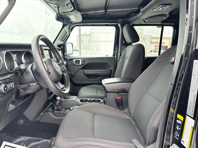 Used 2022 Black Jeep Unlimited Sport image 11