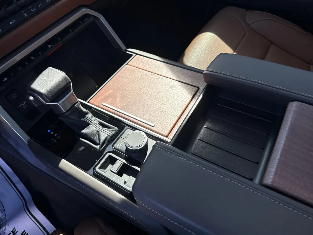 2025 Toyota Tundra 1794 Edition - Photo 22