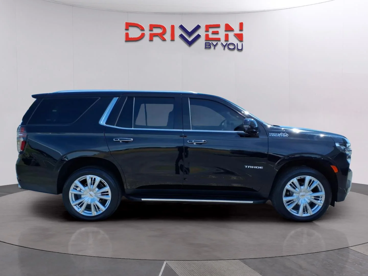 Used 2023 Black Chevrolet High Country image 6