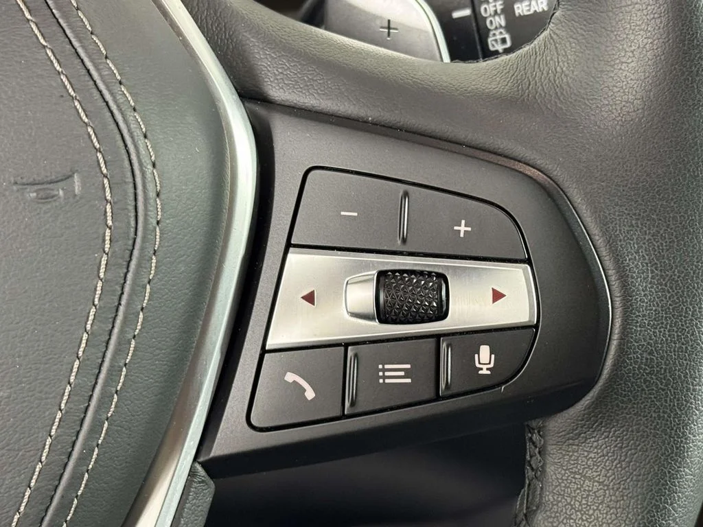 Used 2026 Gray BMW xDrive40i image 20