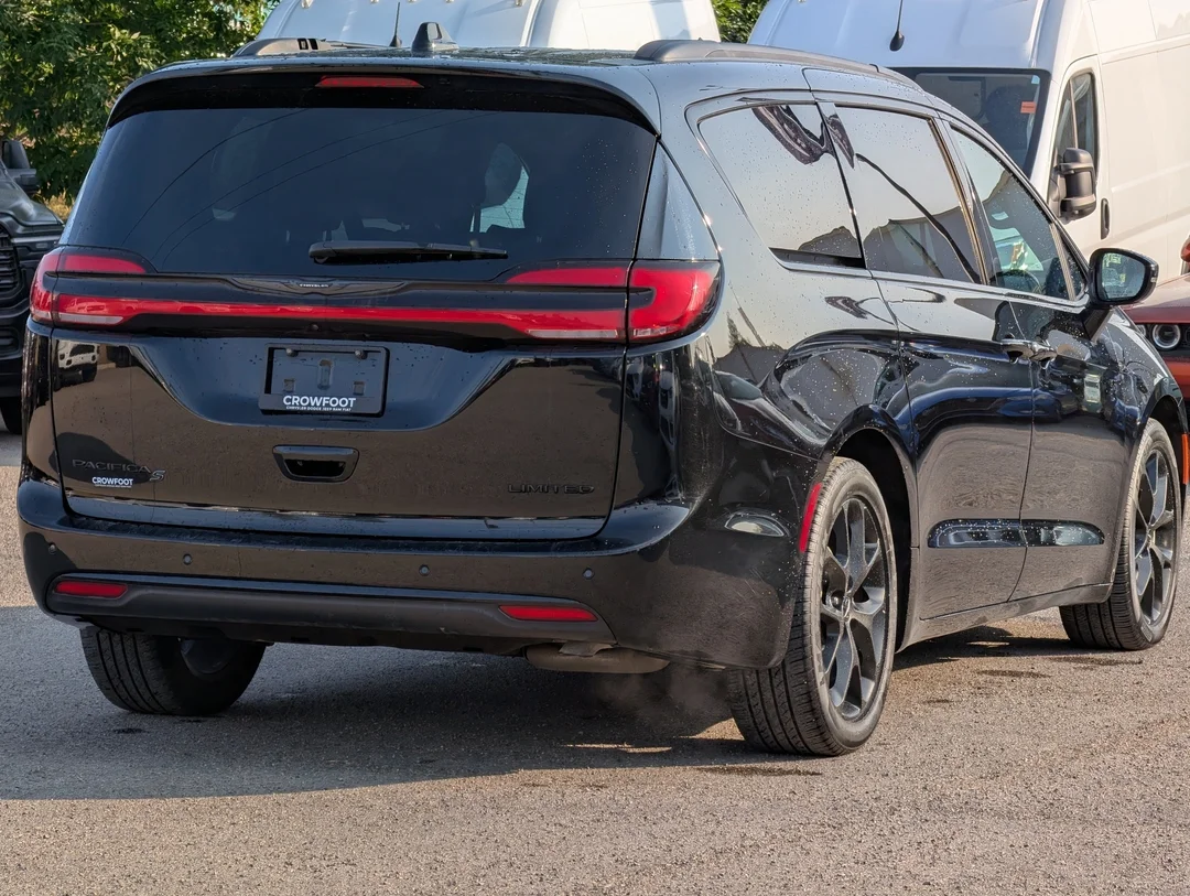 Certified Used 2025 Black Chrysler Limited - - FWD - Nappa Leather - Blind Spot - Full Sunroof - Remote Start & More! image 8
