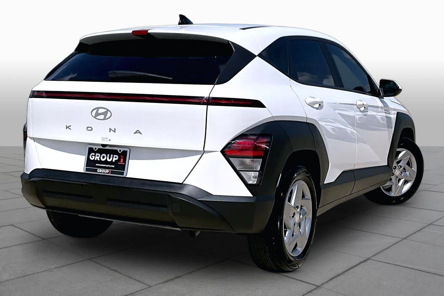 Certified Used 2026 Atlas White Hyundai SE image 12