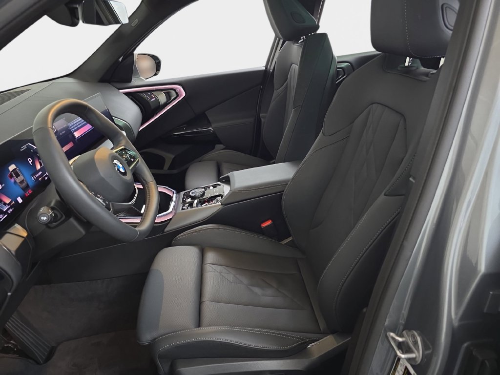 Used 2026 Skyscraper Grey Metallic BMW 30 xDrive image 17