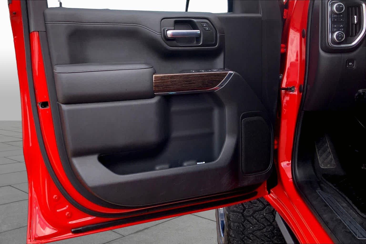 Used 2020 Cardinal Red GMC Elevation image 22
