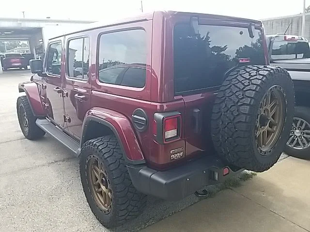 Used 2021 Red Jeep Unlimited Sahara image 16