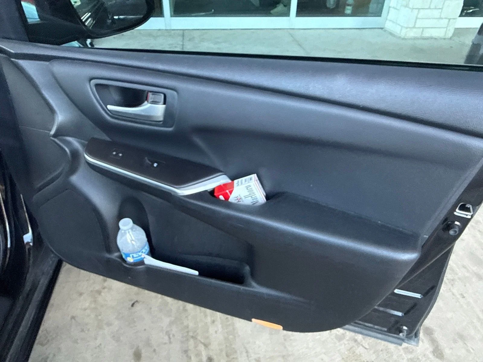 Used 2017 Black Toyota SE image 19