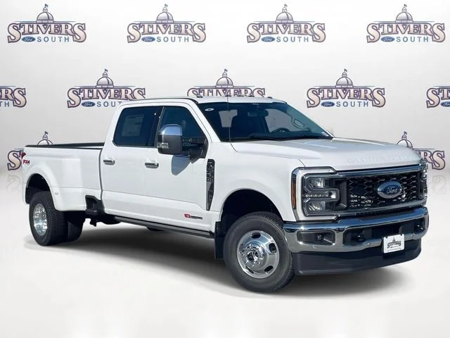 New 2026 Oxford White Ford Lariat image 1