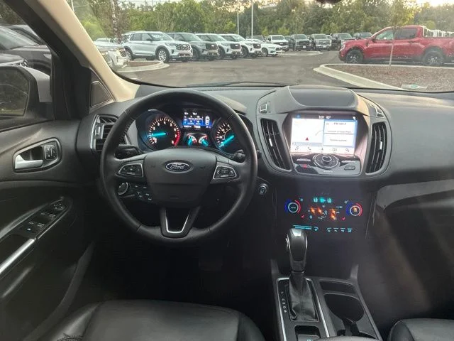 Used 2019 White Platinum Tri-Coat Metallic Ford Titanium image 19