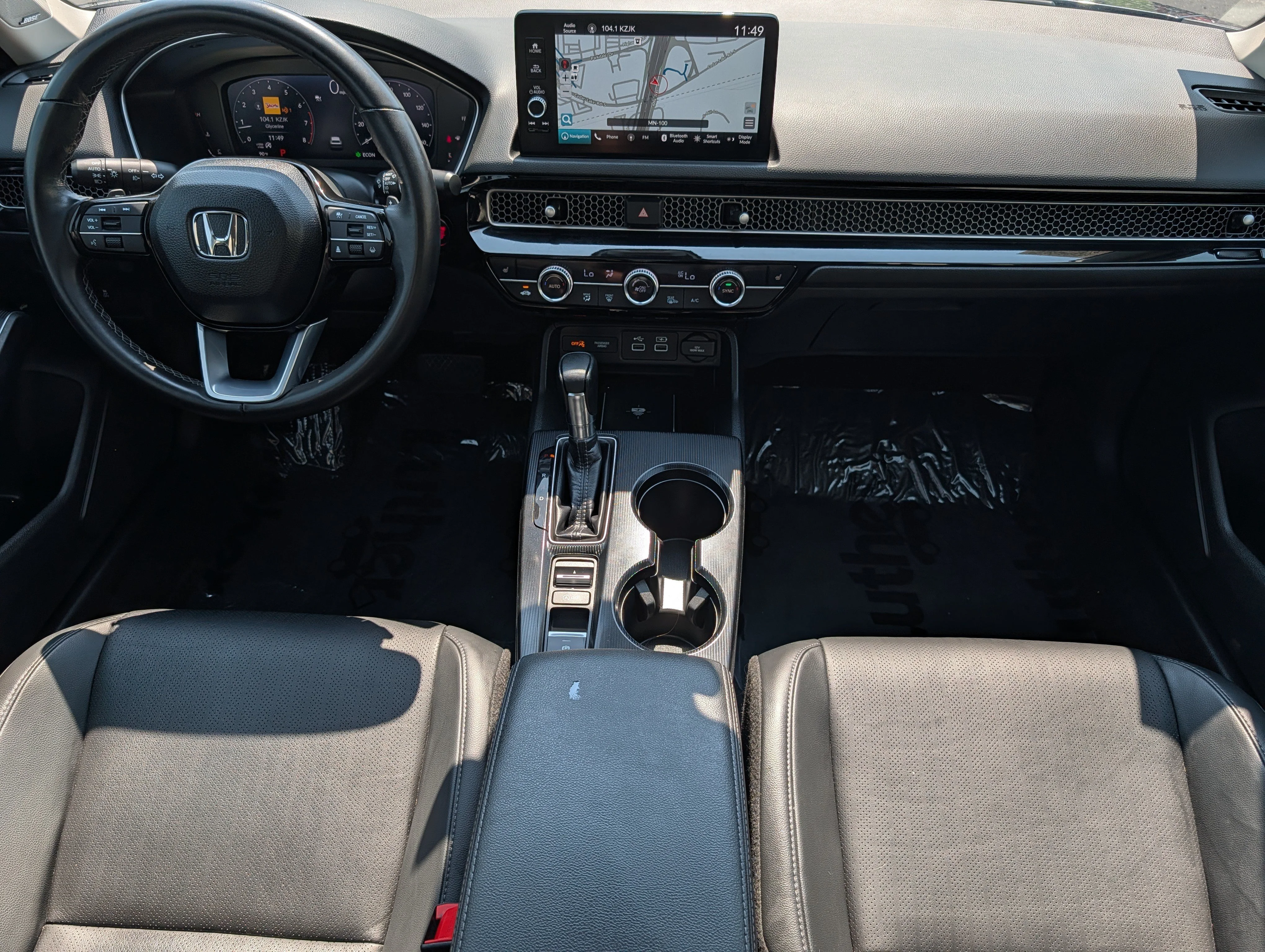 Used 2024 Meteorite Gray Metallic Honda Touring image 10