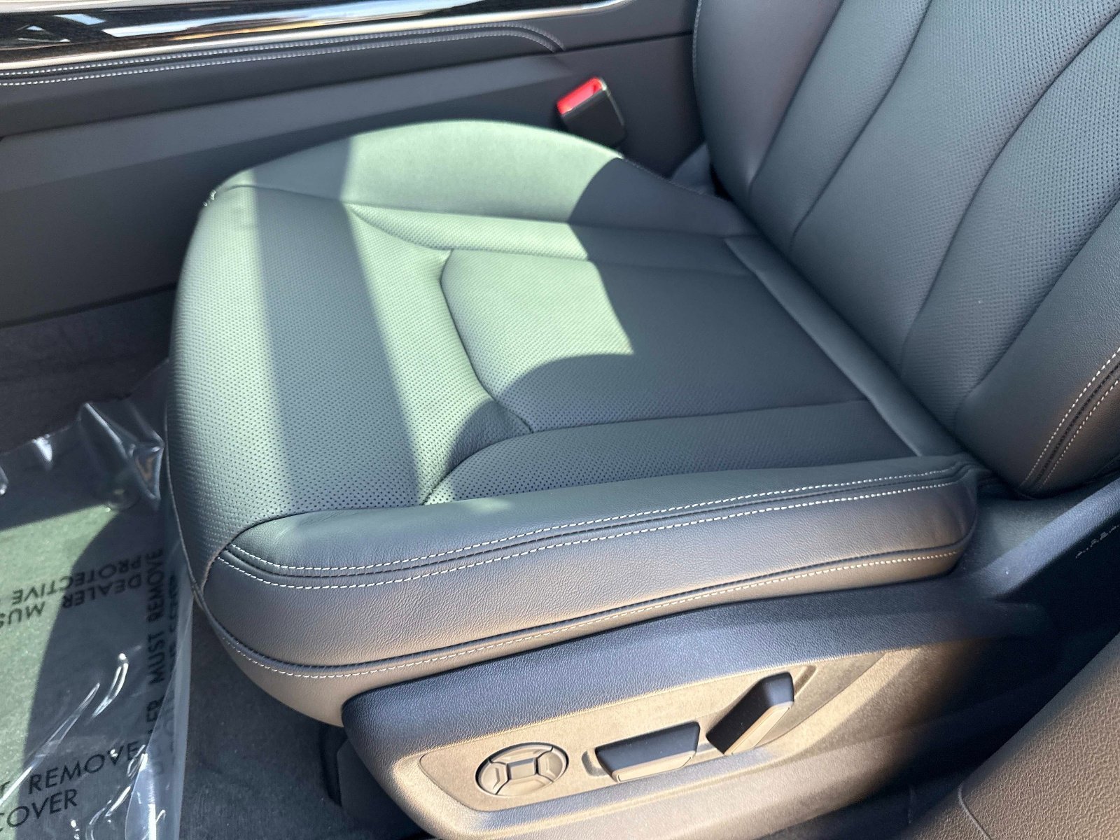 New 2026 Daytona Gray Pearl Effect Audi Premium Plus image 18