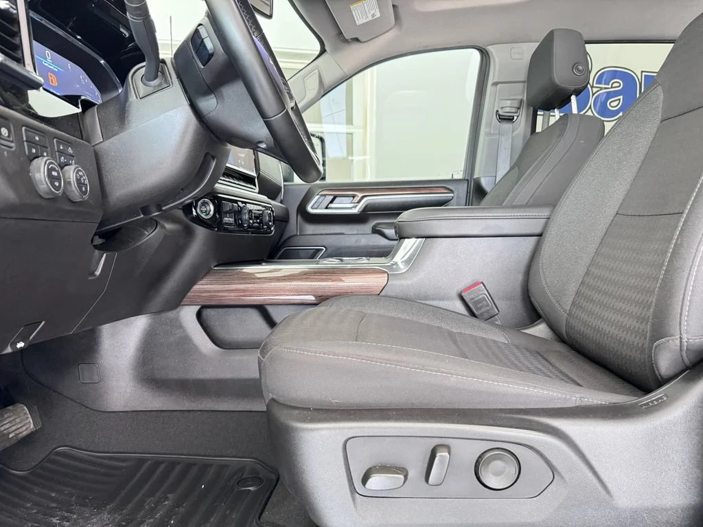 2024 Chevrolet Silverado 2500HD LT - Photo 11