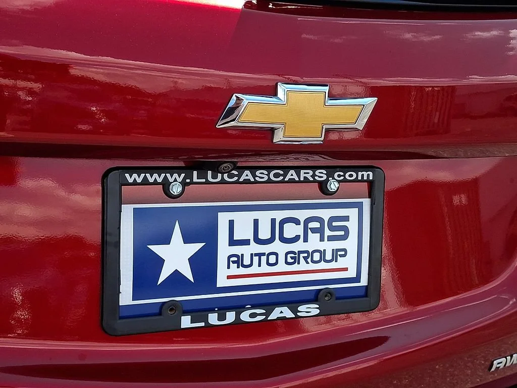 Used 2023 RADIANT RED TINTCOAT Chevrolet Premier image 32