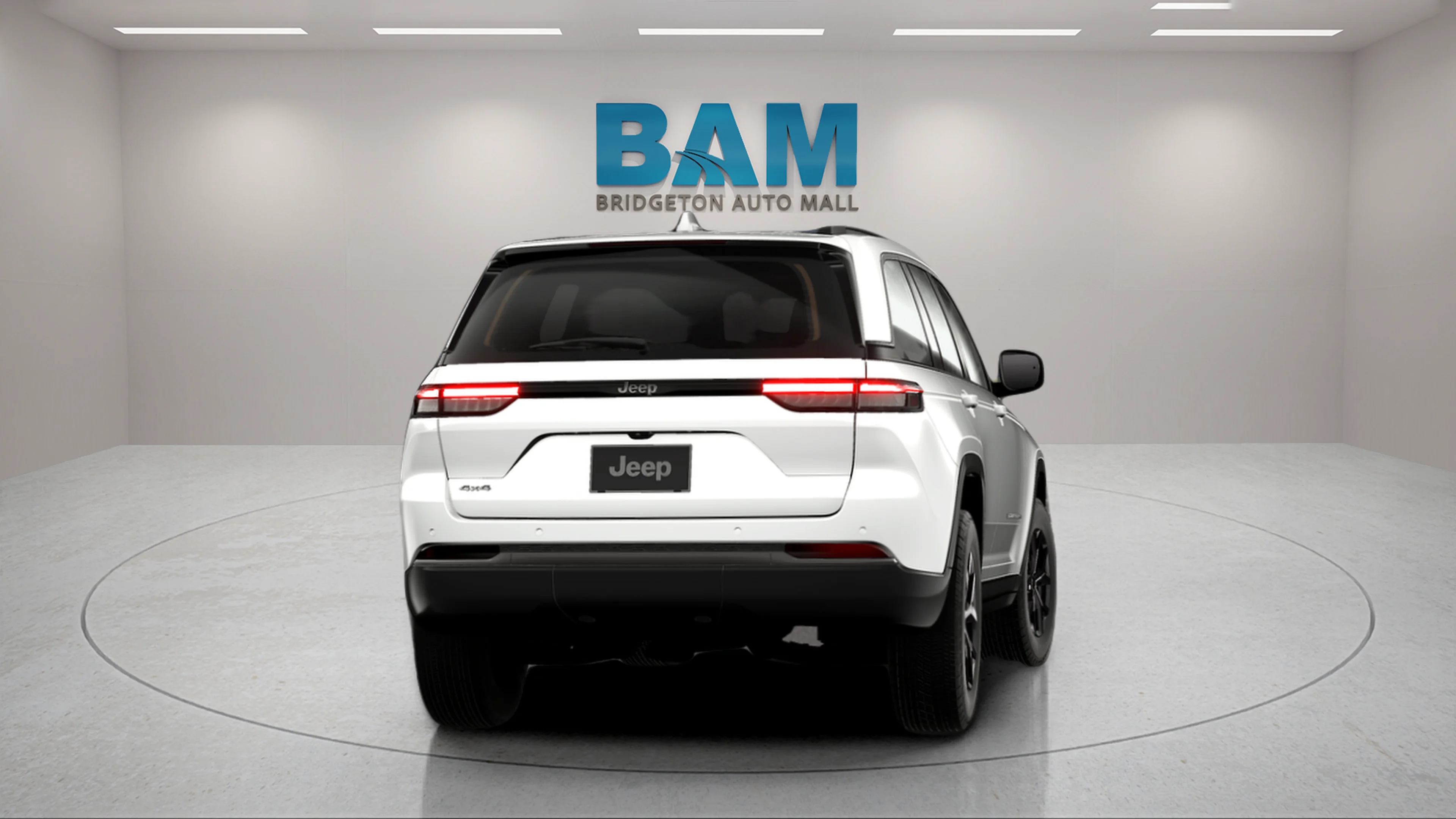 New 2026 Bright White Clear-Coat Exterior Paint Jeep Laredo Altitude image 7